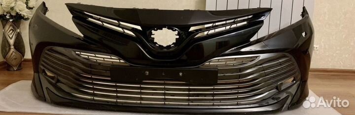 Передний бампер toyota camry v 70 521190x962