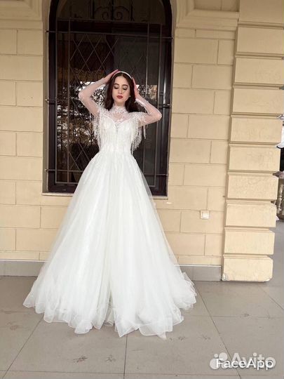 Свадебное платье