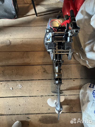 Подвесной лодочный мотор Mikatsu M9.9FHS