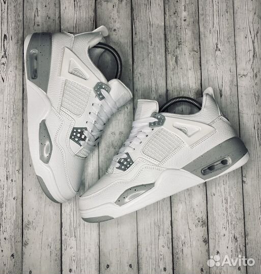 Nike Air Jordan 4 Retro (38;39;43 размеры)