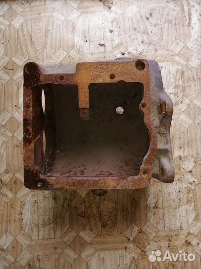 Картер кпп УАЗ (4-х уступка)