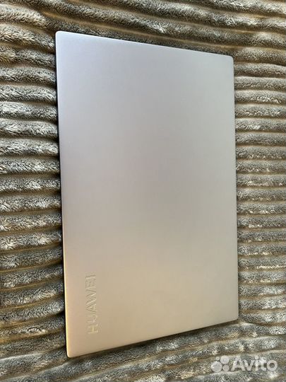 Ноутбук huawei MateBook B3-520 (BDZ-WFH9A)