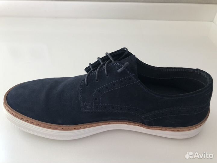 Продаю ботинки Hugo Boss