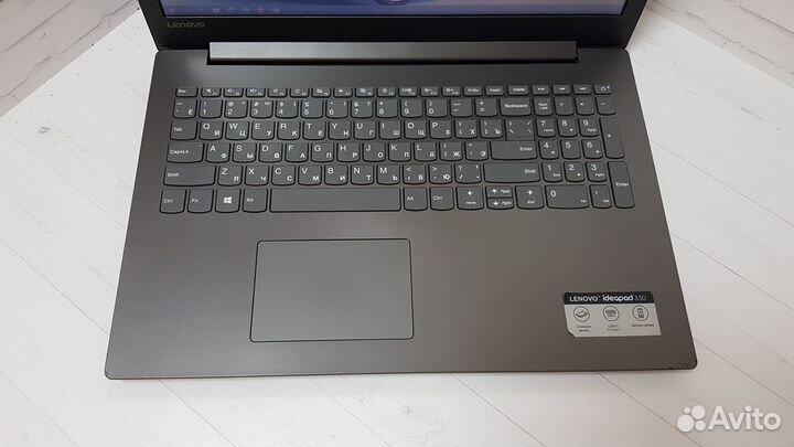 Игровой ноутбук Lenovo 4ядра/2видеокарты/8Gb/SSD