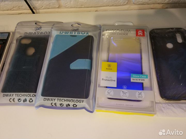 Чехлы на телефоны разные