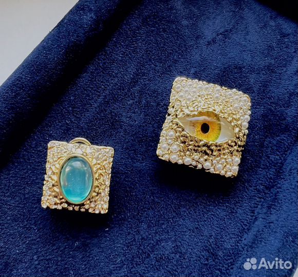 Ассиметричные серьги скиапарелли