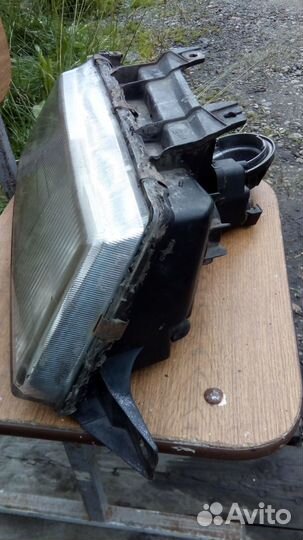 Фара правая Ssang Yong Musso двиг OM662 1995