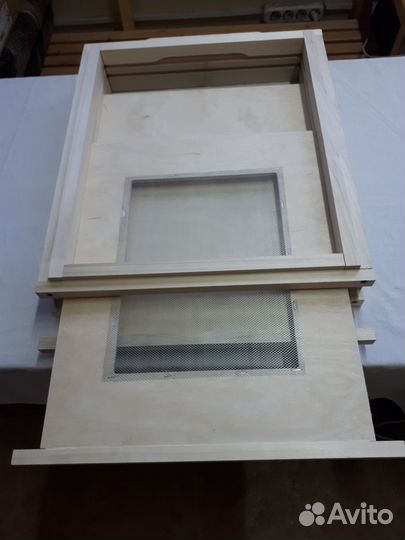 Дно пчелиного улья