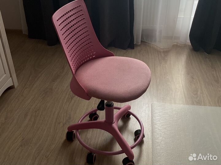 Компьютерное кресло