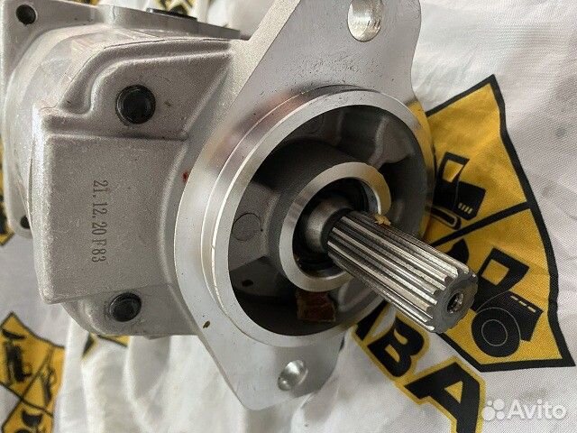 Насос гидравлический для Komatsu D60 D70 D85