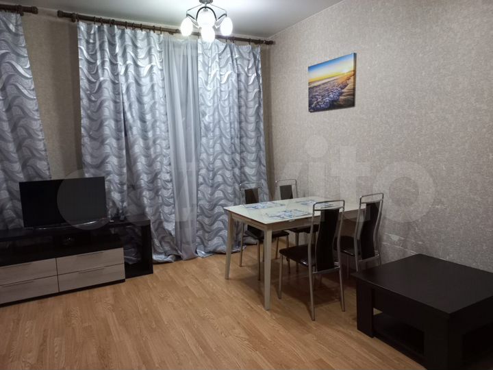 1-к. квартира, 62 м², 1/11 эт.