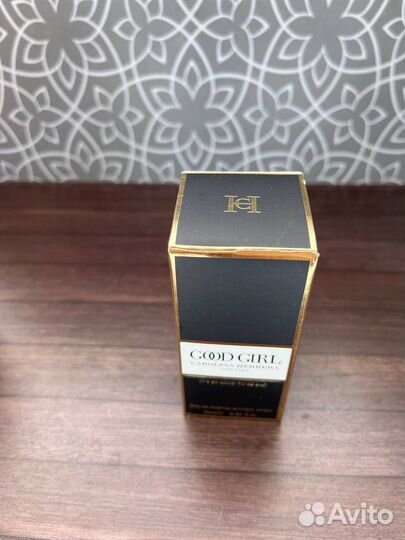 Carolina Herrera Good Girl Тестер (Duty Free)