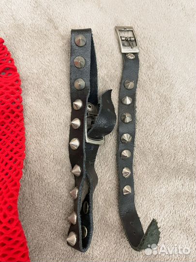 Чокер и браслет, рукава