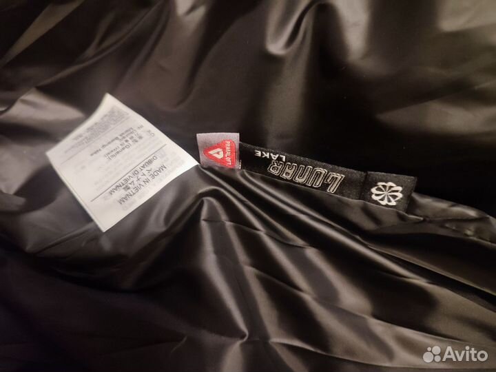 Пуховик nike acg lunar lake