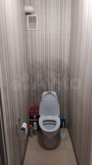 Комната 11 м² в 6-к., 4/4 эт.