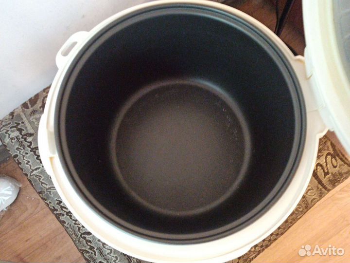 Мультиварка polaris pmc 0508D floris