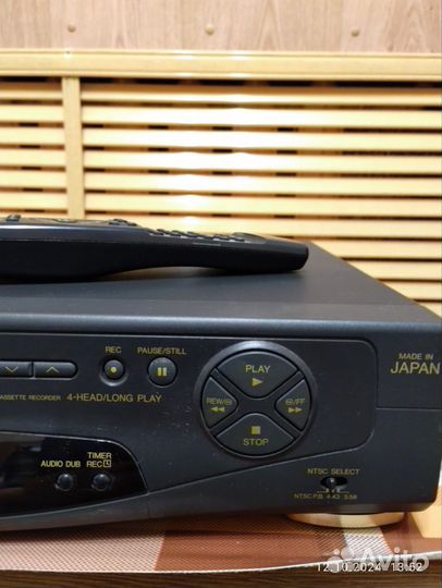 Видеомагнитофон Panasonic NV-CD400EU