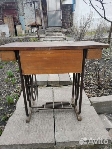 Станина от швейной машинки