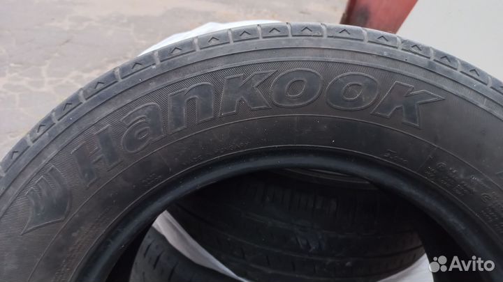 Hankook Radial RA28 215/65 R16C