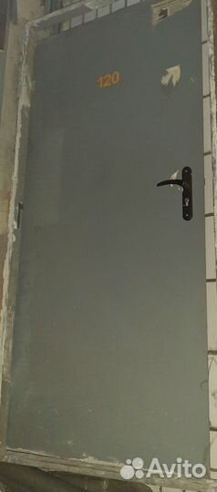 Металлическая дверь бу