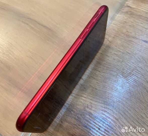 Телефон iPhone 11 64 гб
