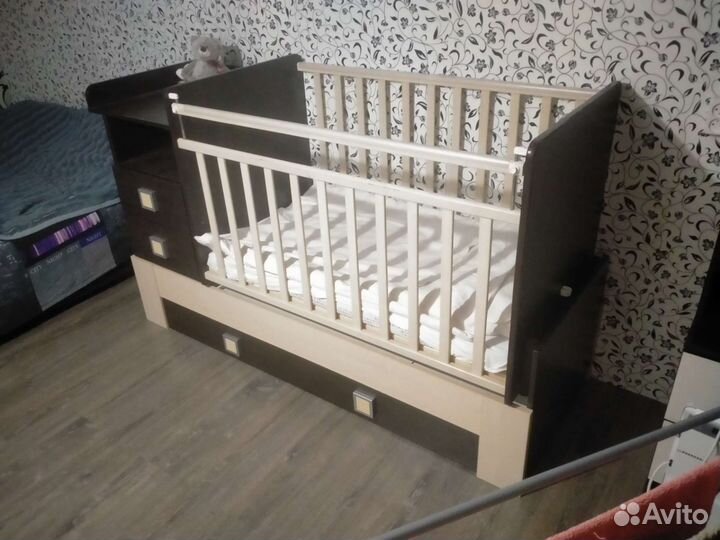 Кроватка детская