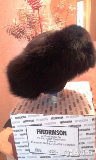 Женская зимняя шапка