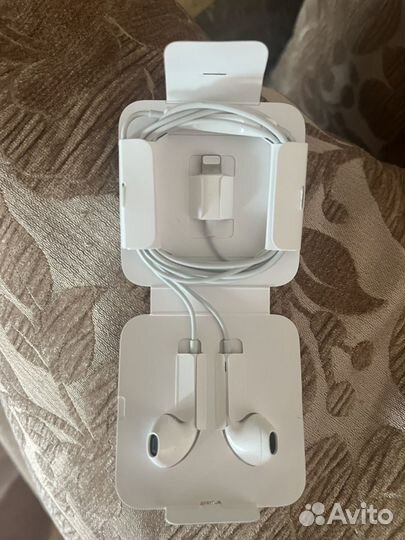 Наушники apple airpods