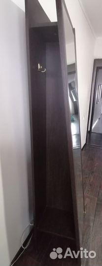 Высокое напольное зеркало