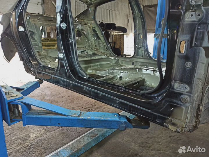 Порог со стойкой правый Kia Optima (TF)