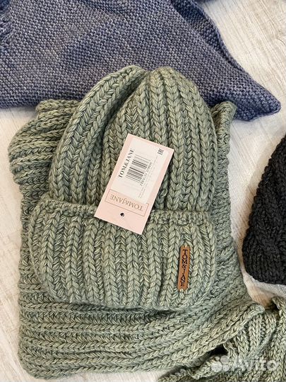 Комлпект шапка и шарф/снуд