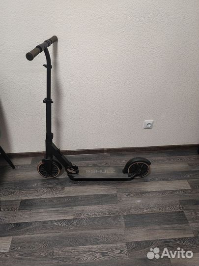 Самокат Shulz 200 pro