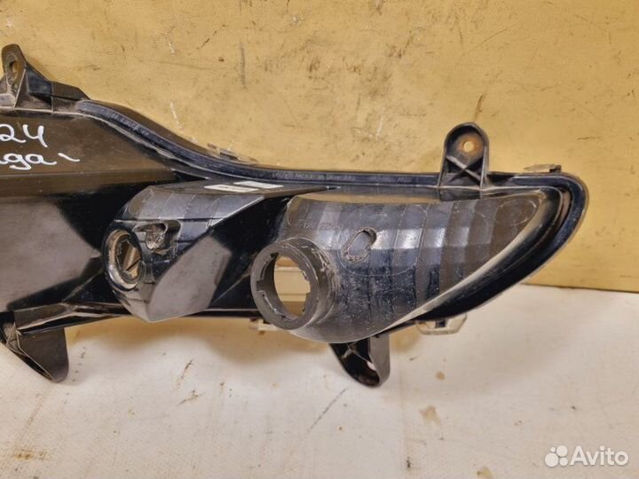 Фара противотуманная передняя левая Ford Kuga 2