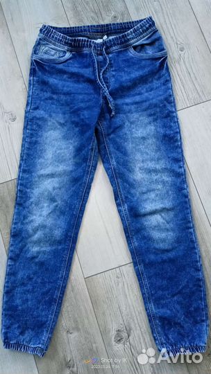 Джинсы