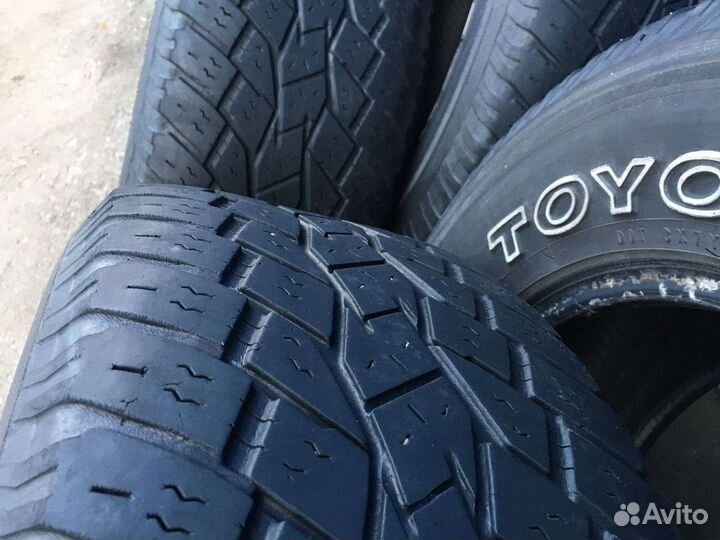 Toyo Open Country A/T 265/65 R17