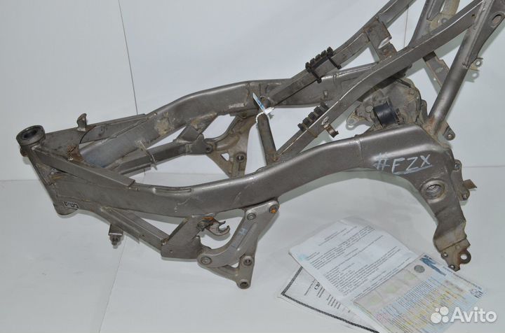 Рама с документами Yamaha FZX250 zeal