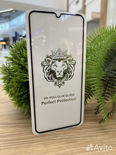 Защитное стекло на Huawei Honor 9A