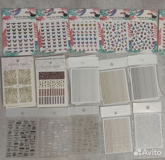 Наклейки и слайдеры для ногтей