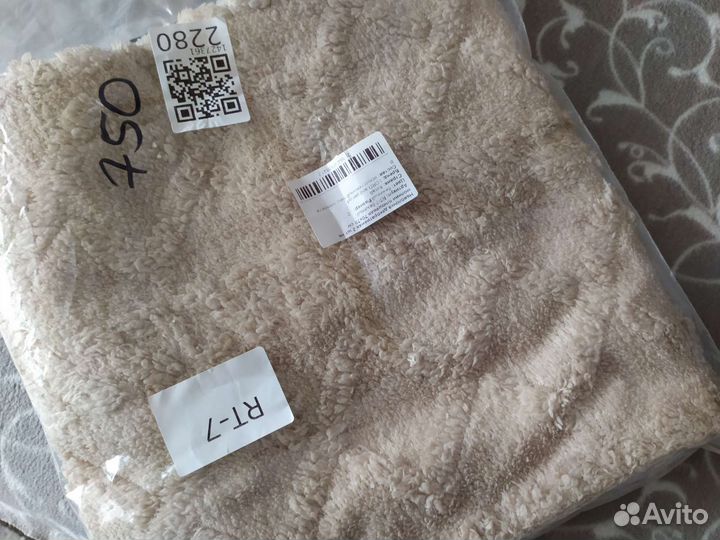 Декоративная наволочка на подушку 70х70 велсофт