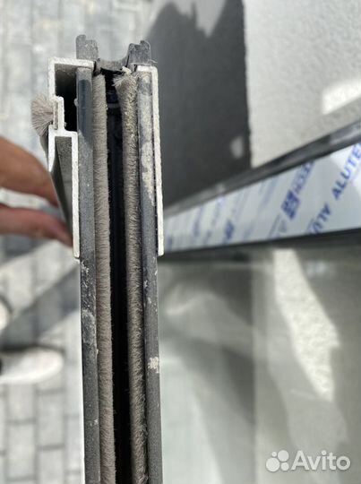 Раздвижные оконные створки из алюминиевого профиля