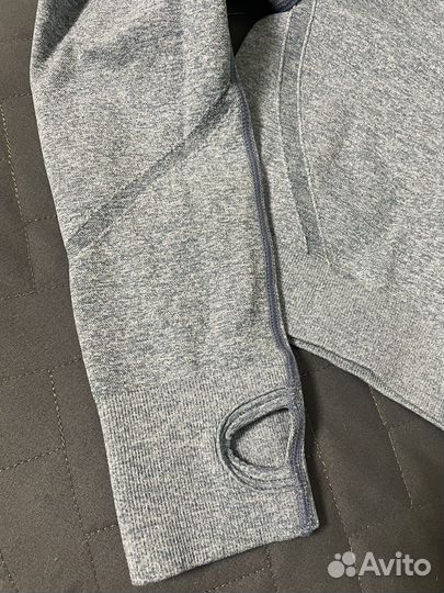 Костюм для йоги и фитнеса