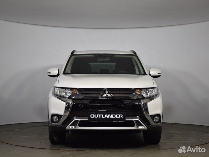 Mitsubishi Outlander 2 CVT, 2022