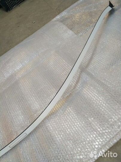 Молдинг крыши левый Mercedes-Benz E-Class W212