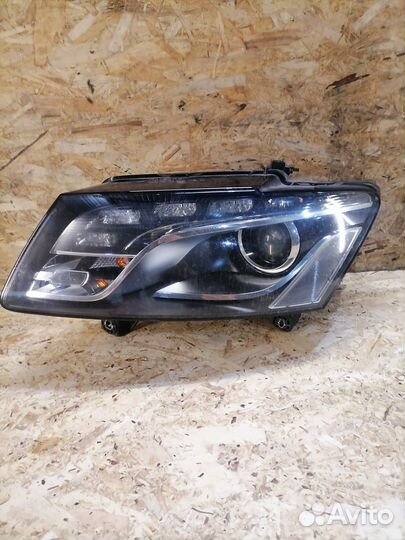 Фара левая Audi Q5 8R ксенон