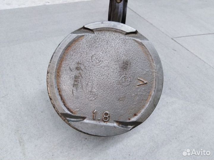 Поршень с шатуном 7700110768