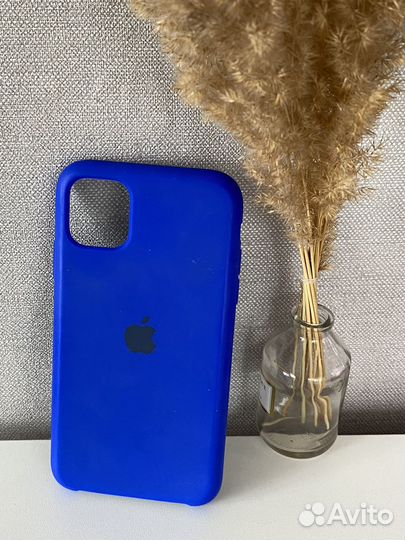 Чехлы для iPhone 11