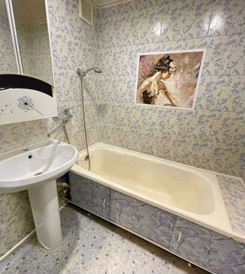 Комната 17 м² в 3-к., 4/9 эт.