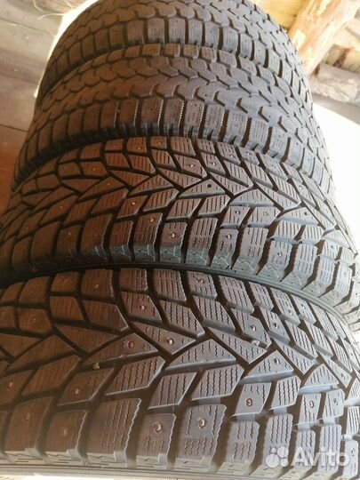 Accelera Alpha 225/70 R16