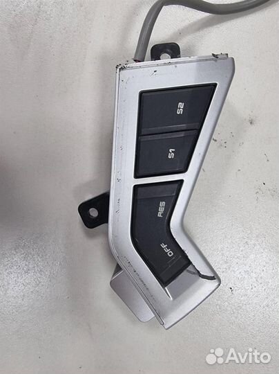 Кнопки руля LH Renault Tracks T-series 82286964