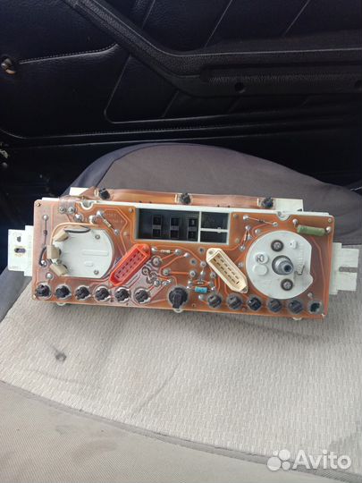 Щиток приборов niva 21213